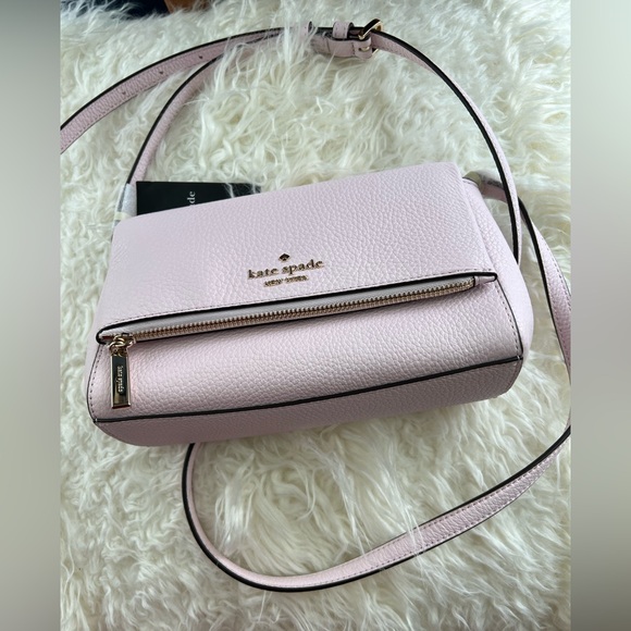 kate spade Handbags - Kate Spade Pale Pink Crossbody Bag